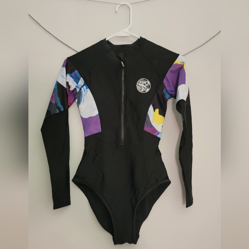 Axesea One Piece Womens Swimsuit Size 4